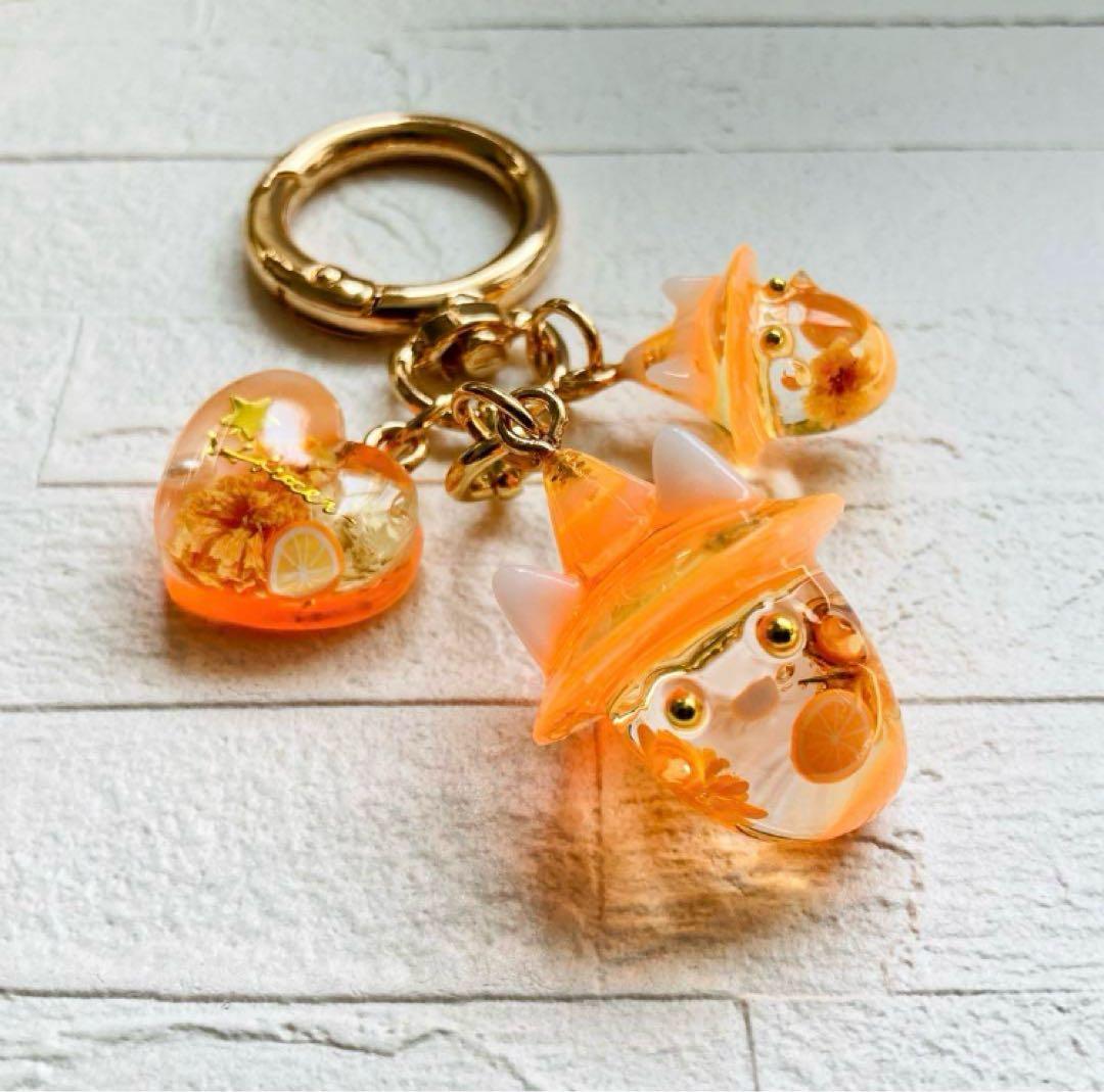 蜜柑ページMan、SixTONES名入れチャームレジンキーホルダー