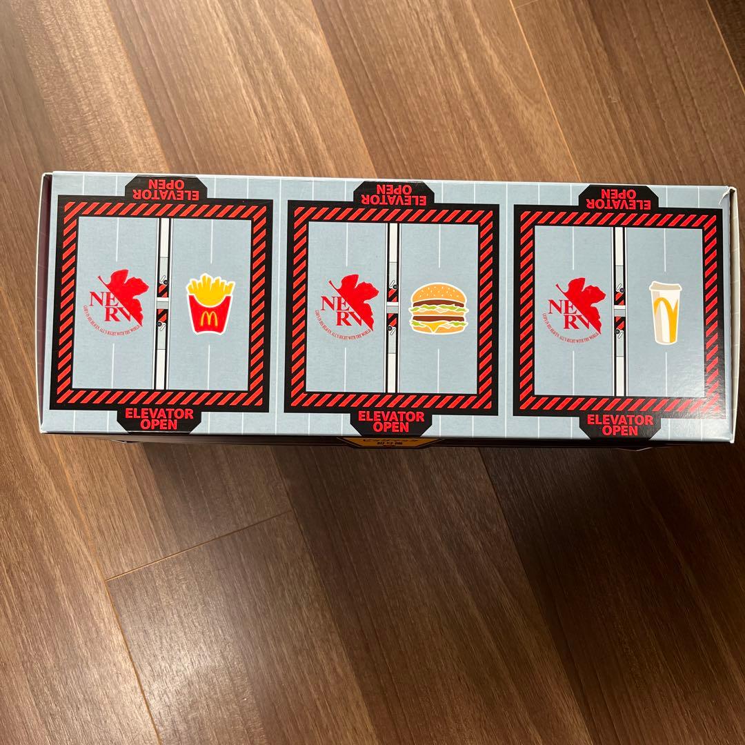 マクドナルド✖️エヴァンゲリオン　フィギアセット