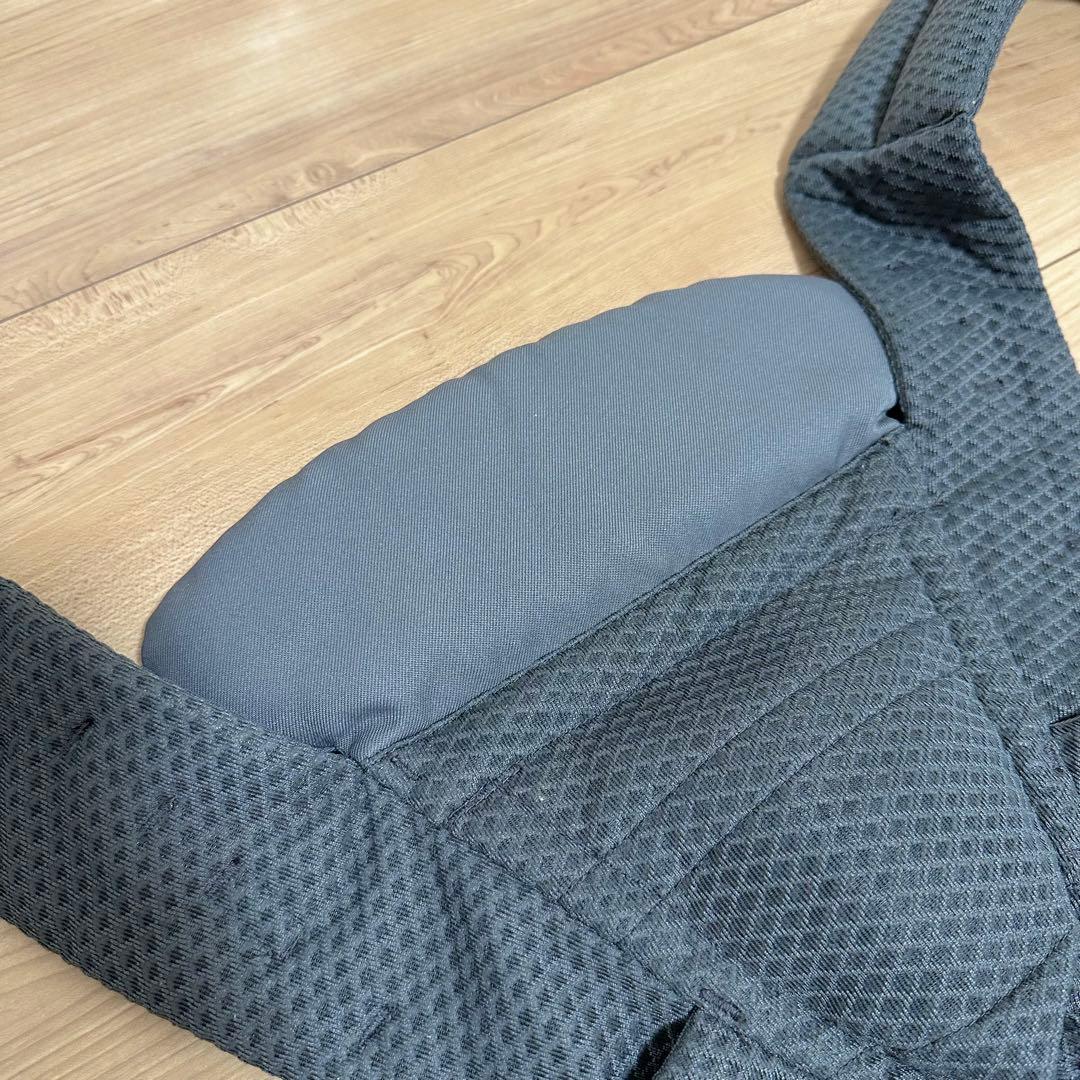 【美品】ergobaby オムニブリーズ　抱っこ紐 グレー