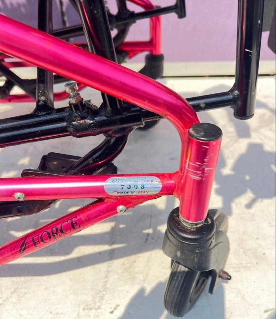 FORCEグランドフレッチャー車 椅子 ピンク 折りたたみ式介助用車椅子