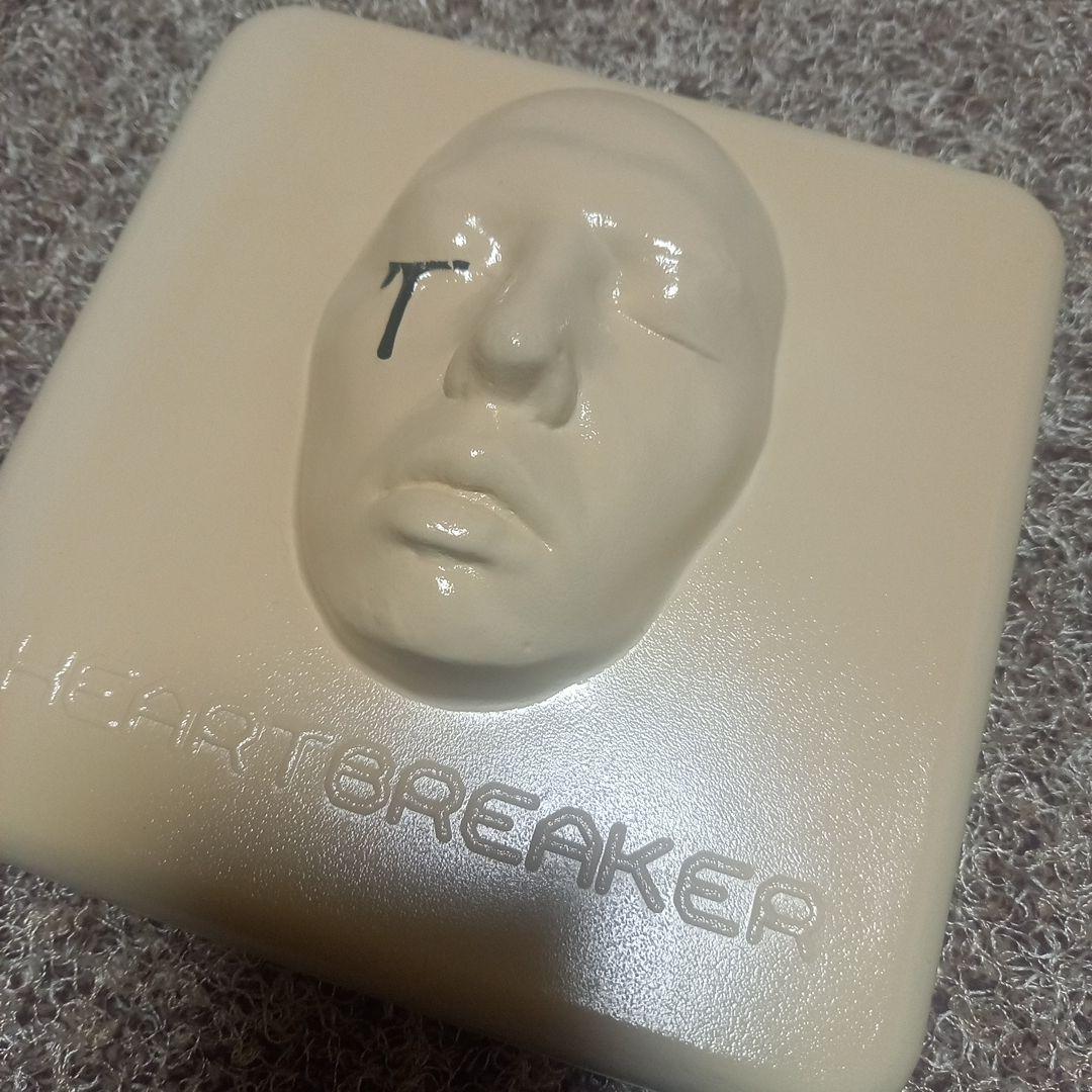 G-DRAGON HEARTBREAKER　初回限定盤 韓国