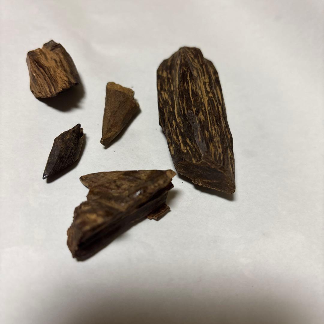 伽羅　香木 木片 29g