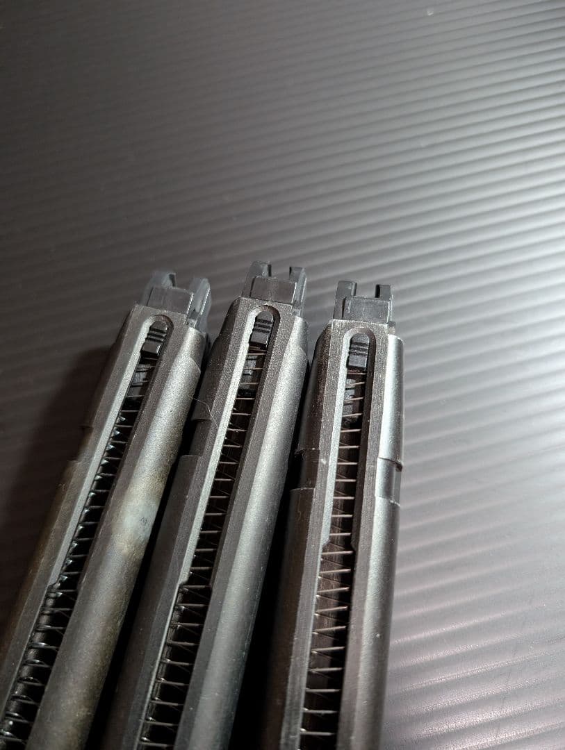 東京マルイ グロック18C マガジン3本付き