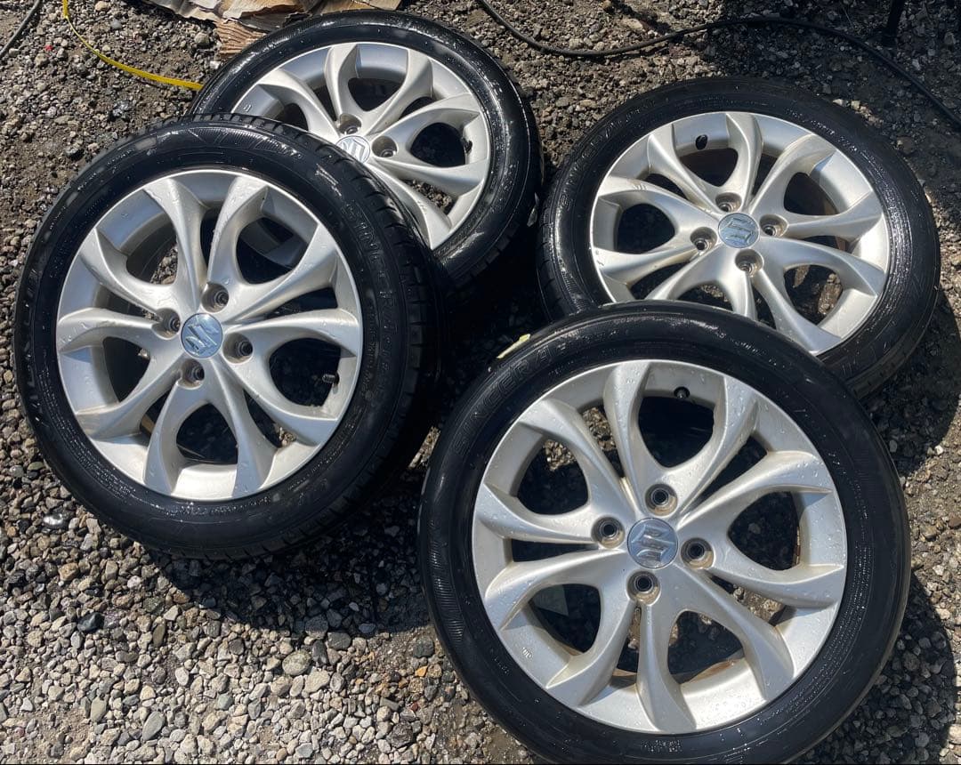 値下げ中‼️SUZUKI純正アルミ165/60R15 タイヤ付き