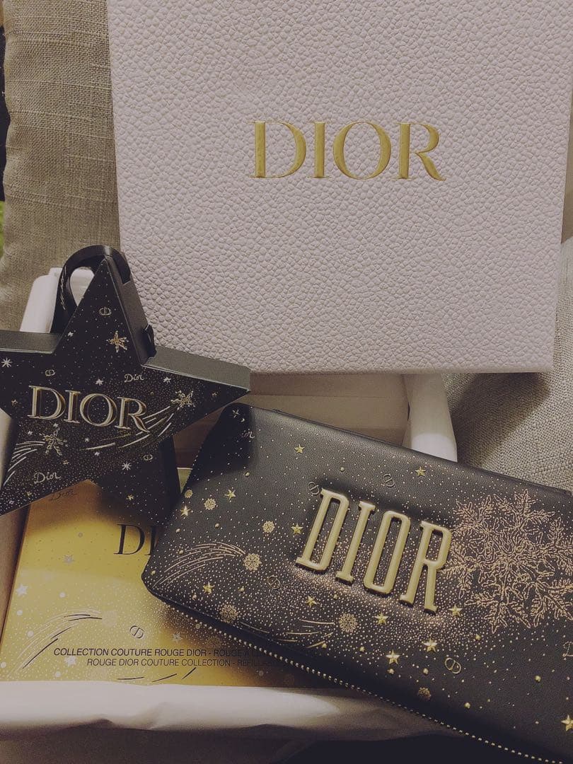 【新品未使用】DIOR クリスマスコフレ2020 定価の半額以下