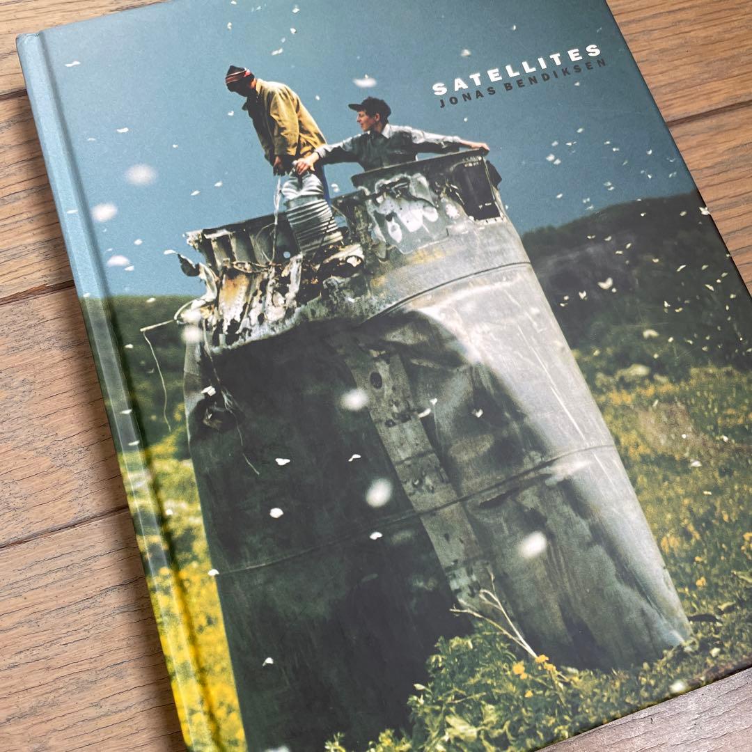 【希少】Jonas Bendiksen Satellites マグナム　絶版本