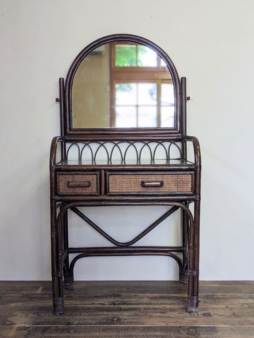 ダークブラウンの総ラタンドレッサー 鏡台 籐家具