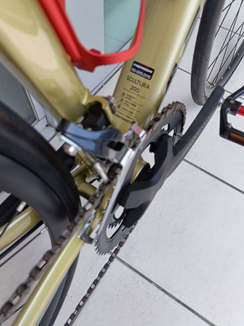 極美品　MERIDA　スクルトゥーラ200 シャンパンゴールド