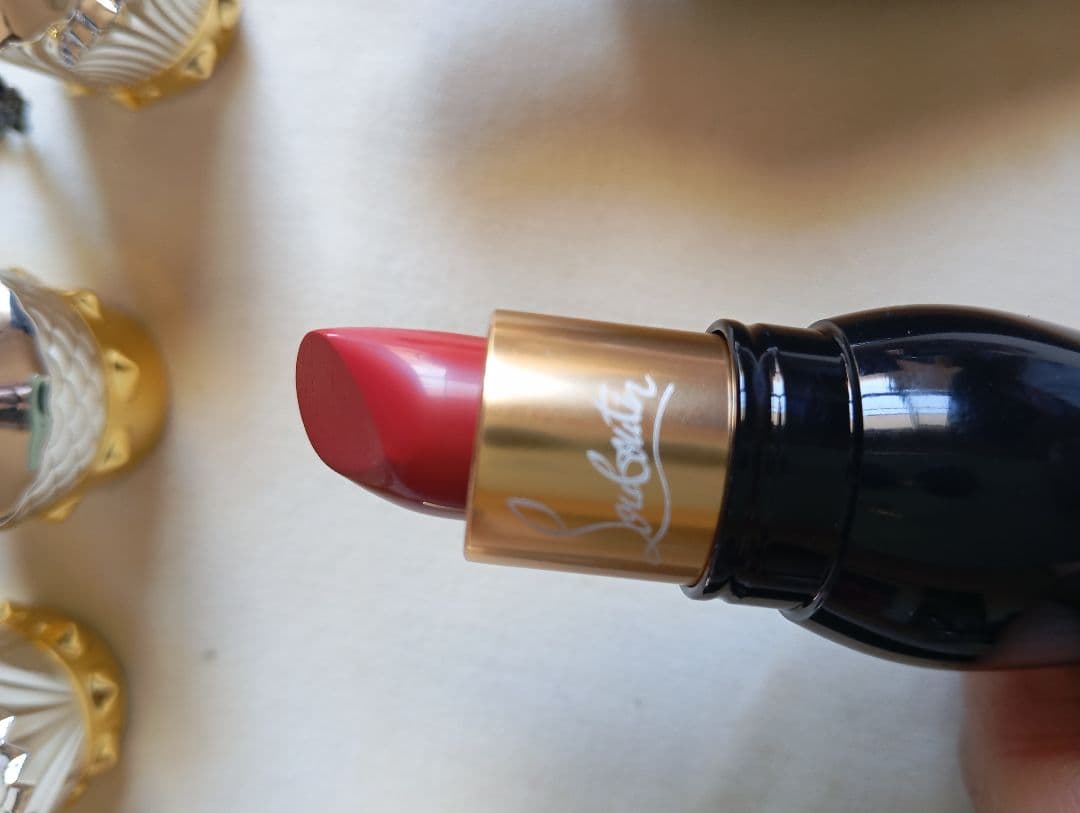 Christian Louboutin レッド系口紅3本セット 尖ったデザイン