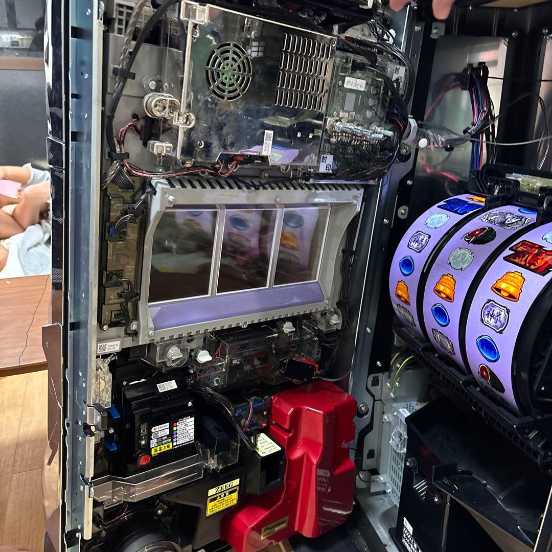 北斗の拳 パチスロ機 大型液晶