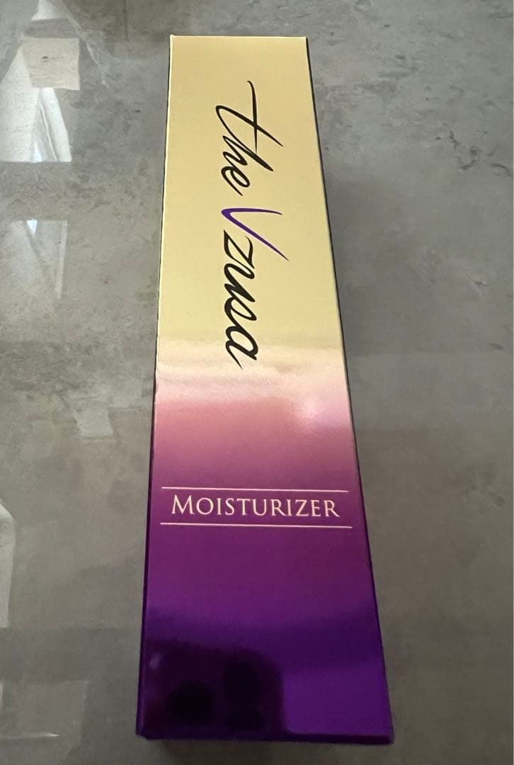 the Venera モイスチャライザー & アクアローション