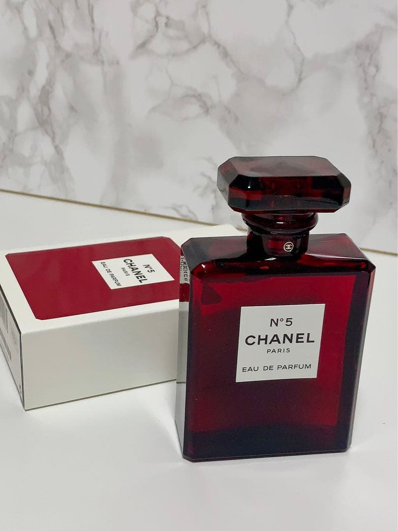 CHANEL N°5 オードゥパルファム　ヴァポリザター　特別限定品