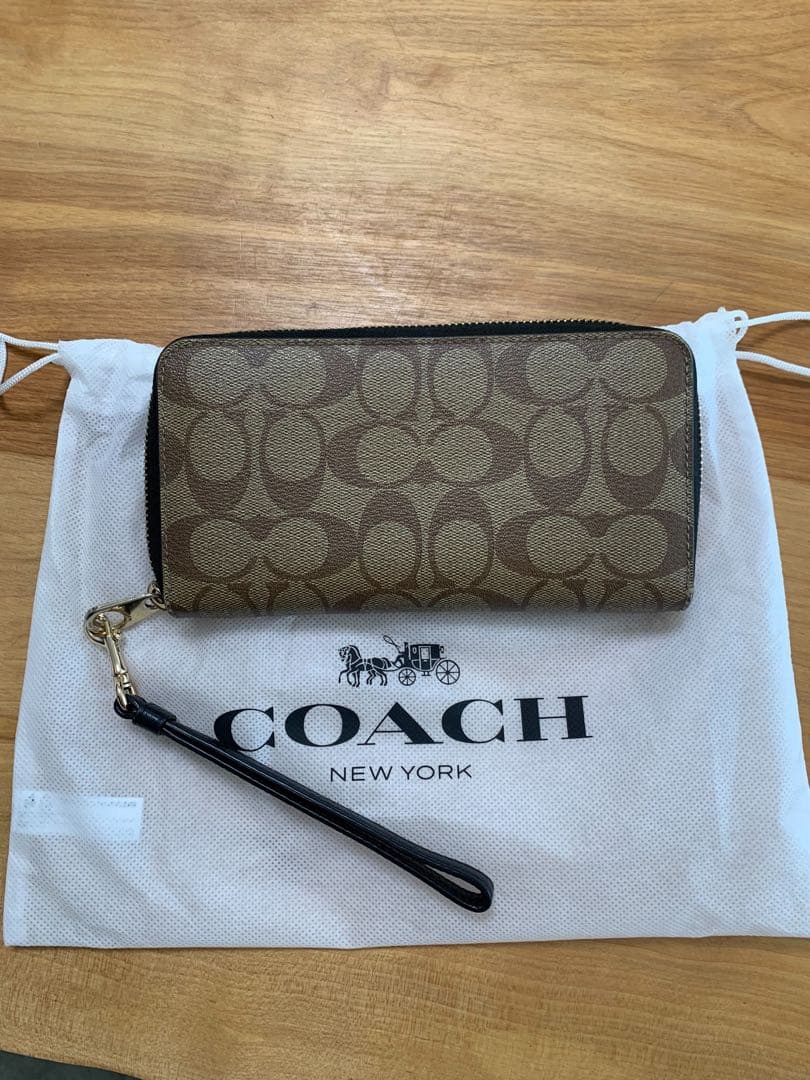 COACH コーチ 長財布 ラウンドファスナー バスキア コラボ 限定デザイン