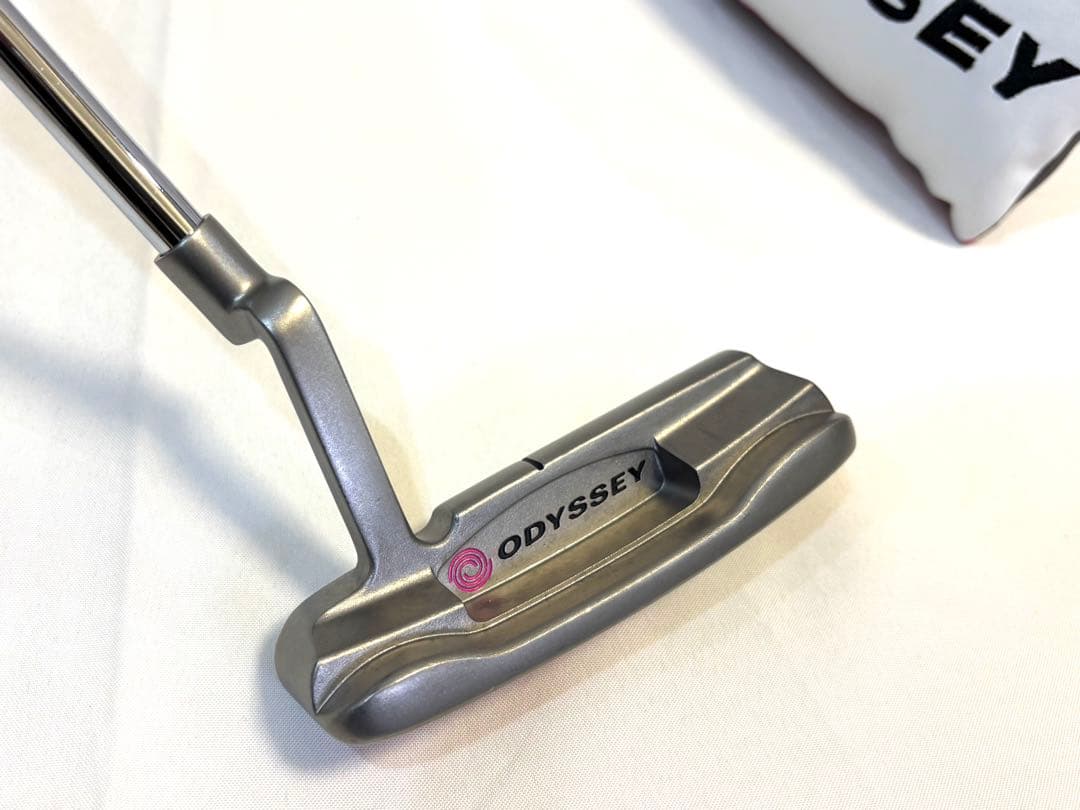 りんりん　ODYSSEY　WHITE HOT PRO　レディースパター