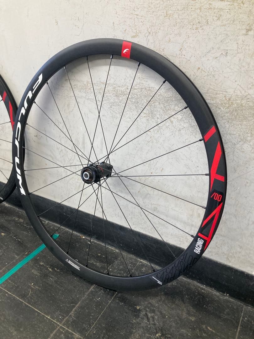 Fulcrum Racing4 700C 完組ホイール