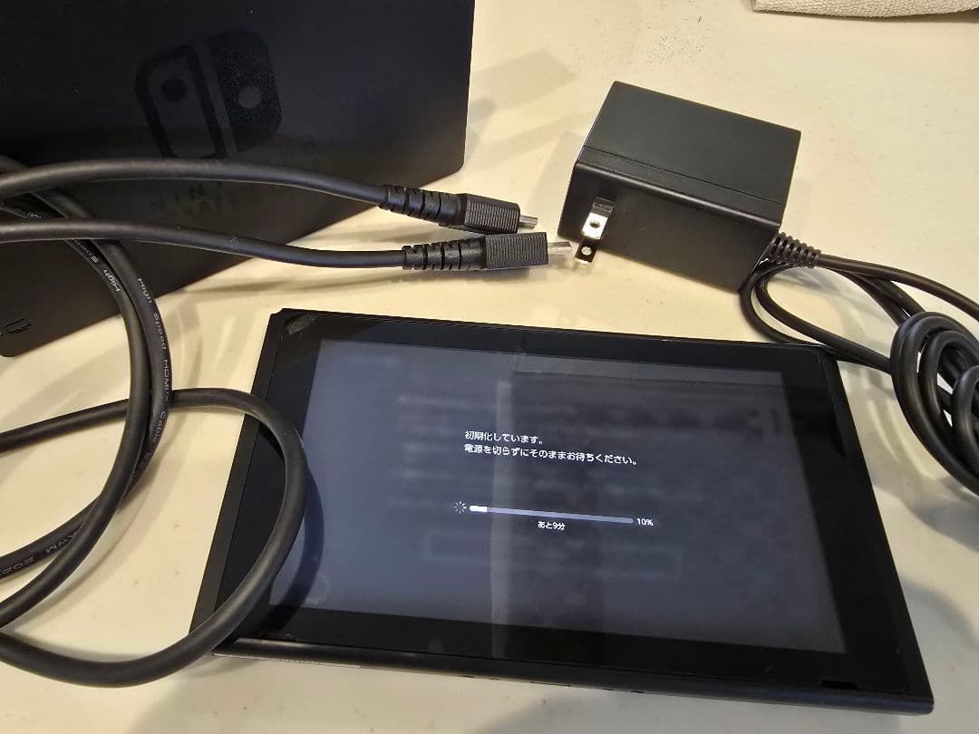 Nintendo Switch1 本体&ケーブル　※コントローラなし