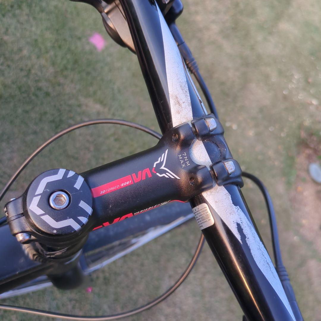 【茨城県:引き取り限定】Felt クロスバイク ブラック