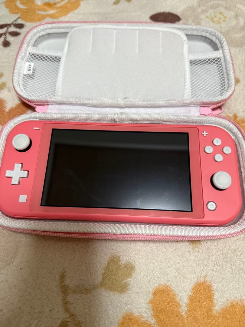 Nintendo Switch Lite ピンク+ゲームカード+ケースセット