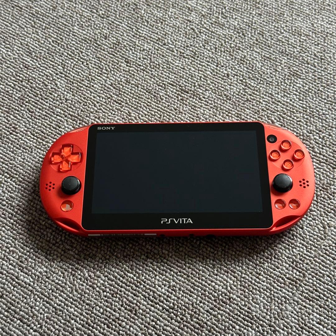 PSVITA PCH-2000 メタリック・レッド