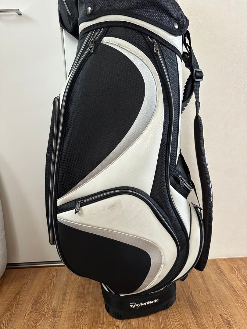【限定品】メルセデスベンツ×テーラーメイド コラボ　キャディバッグ【14分割】