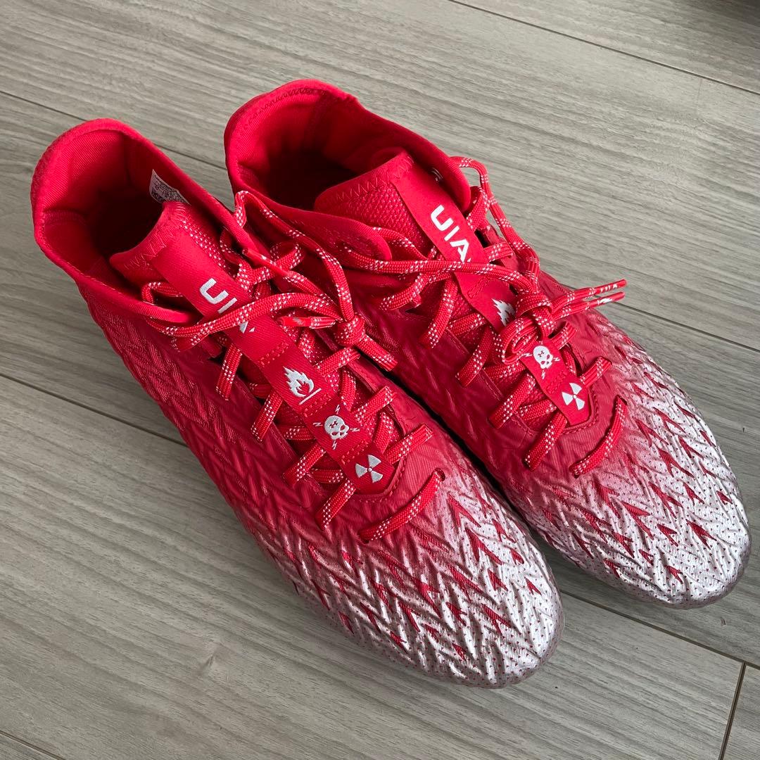 週末セール【新品】Under Armour スポットライト 4.0 MC 28