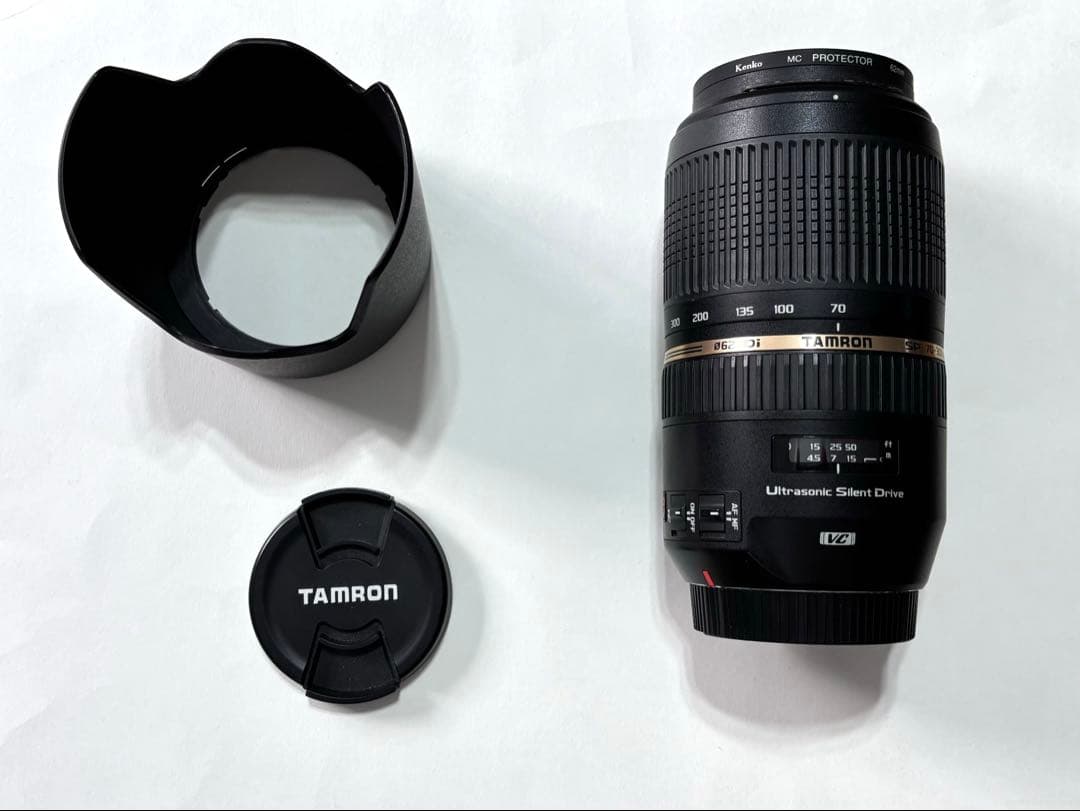 望遠レンズ　TAMRON SP 70-300mm f/4-5.6