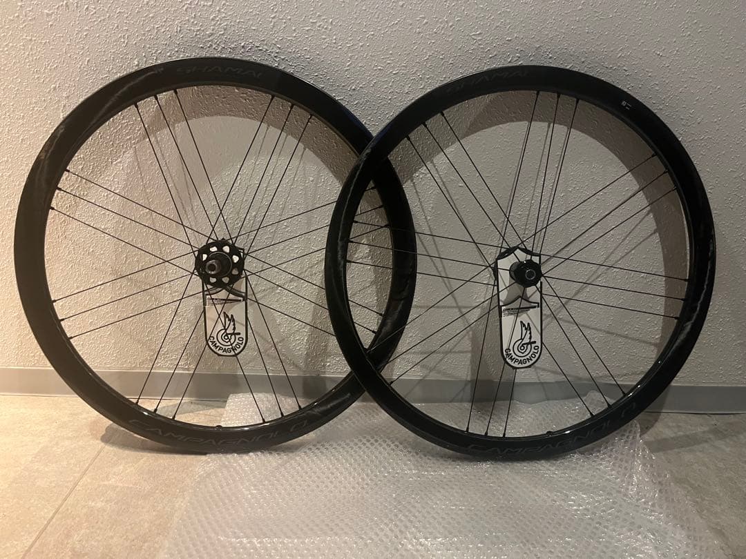 新品未使用　カンパニョーロ　シャマル　カーボン　DB シマノフリー　送料込み