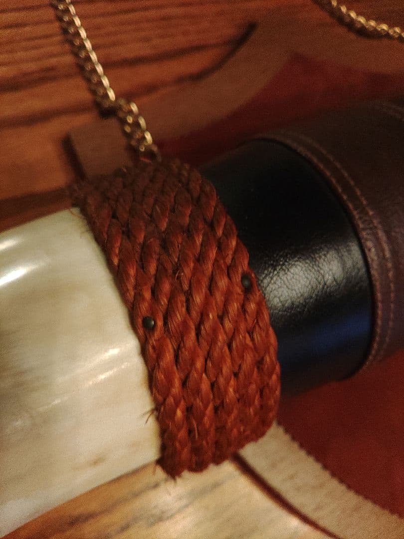 バッファロー　角　ホーン　天然　貴重　アメリカ　アンティーク　ヴィンテージ　牛革