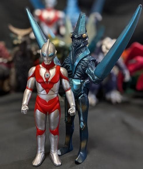 ウルトラマンパワード＆登場怪獣・宇宙人（バンダイ）ソフビコンプリート18体＋２