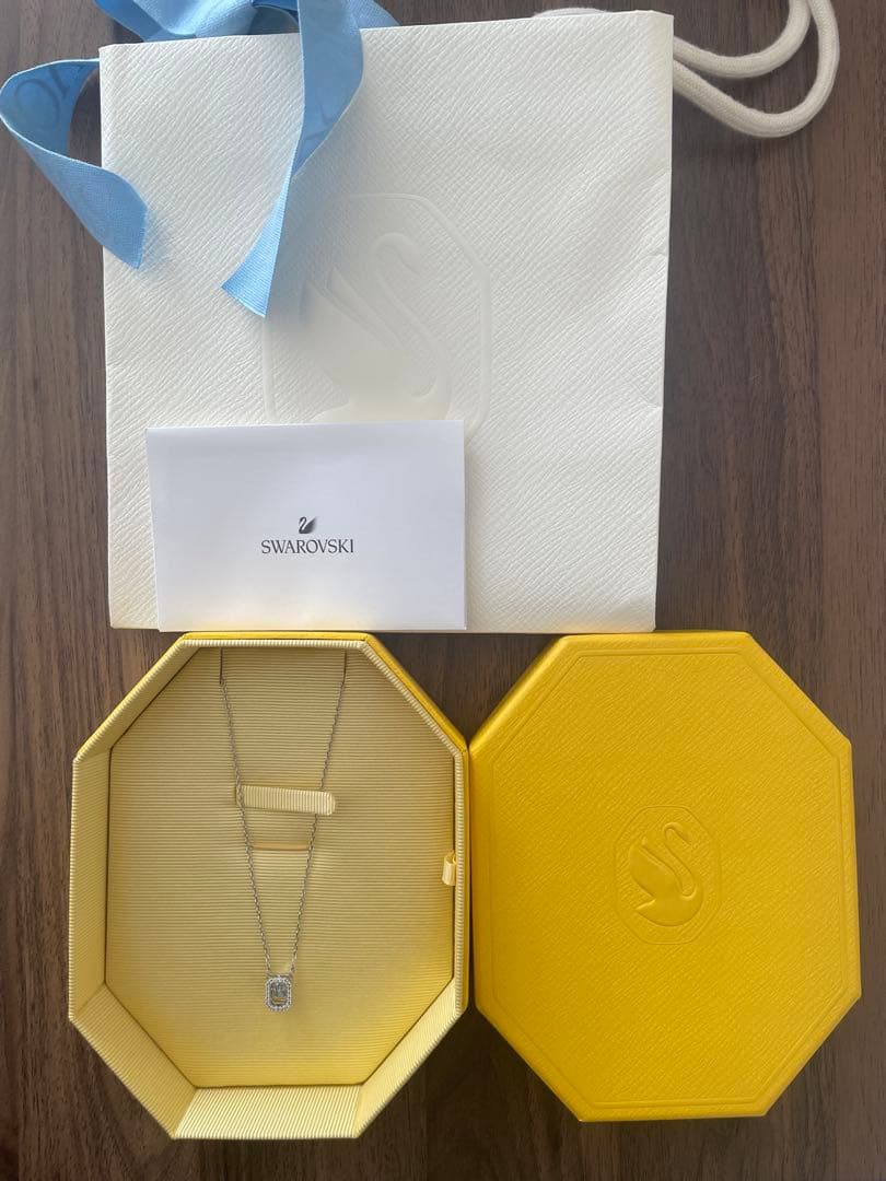 SWAROVSKI スワロフスキー　ネックレス　ミレニアUna ブルー