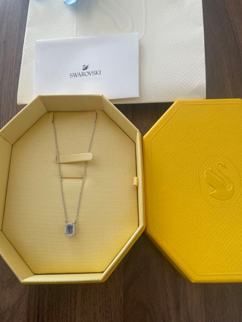 SWAROVSKI スワロフスキー　ネックレス　ミレニアUna ブルー