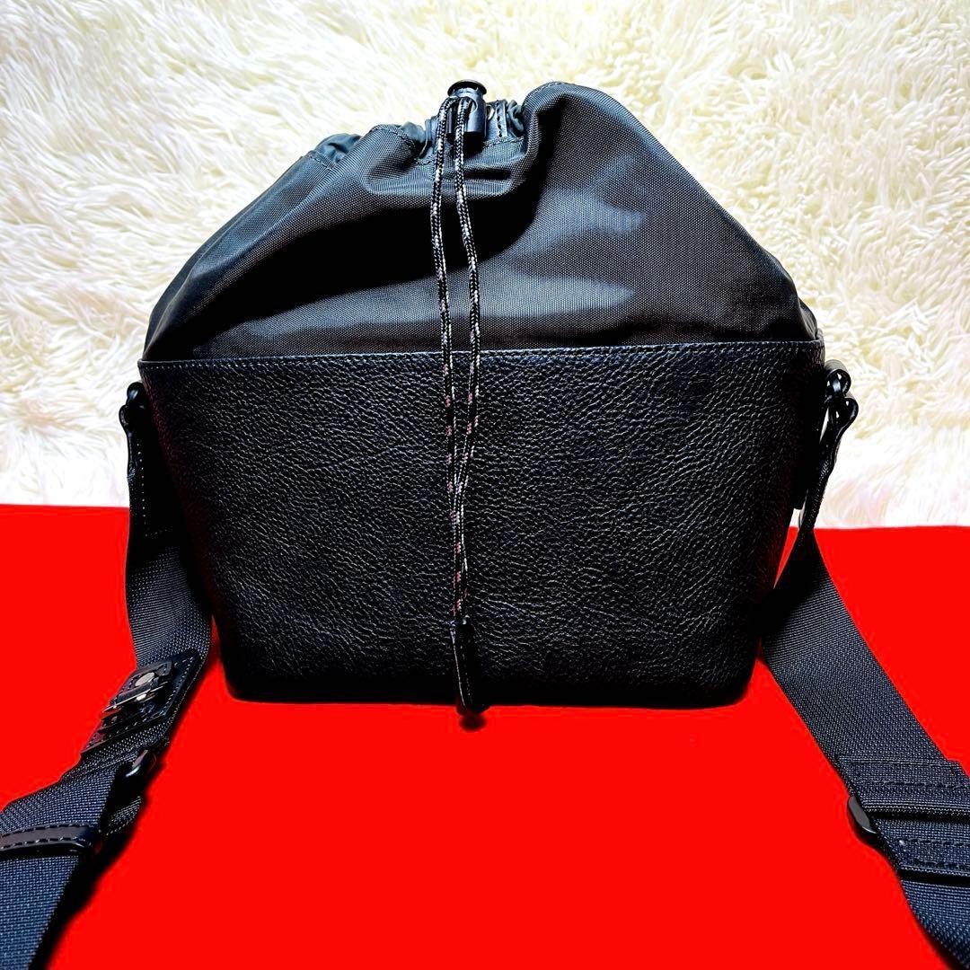 【美品】土屋鞄 ザ シーンズ カメラバッグ ショルダーバッグ ブラック