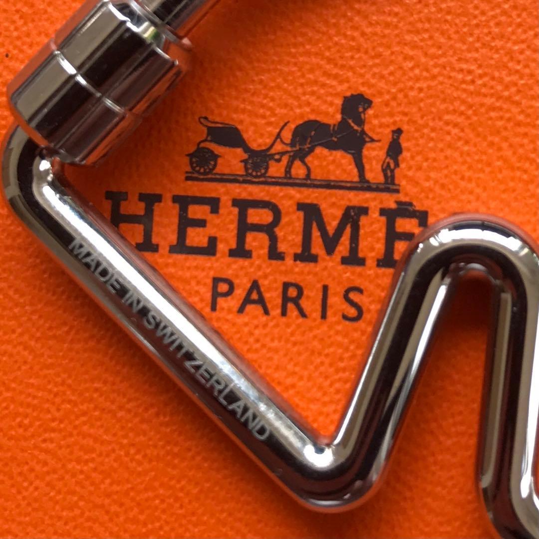 HERMES 未使用近い シュヴァル キーリングホルダー シルバー