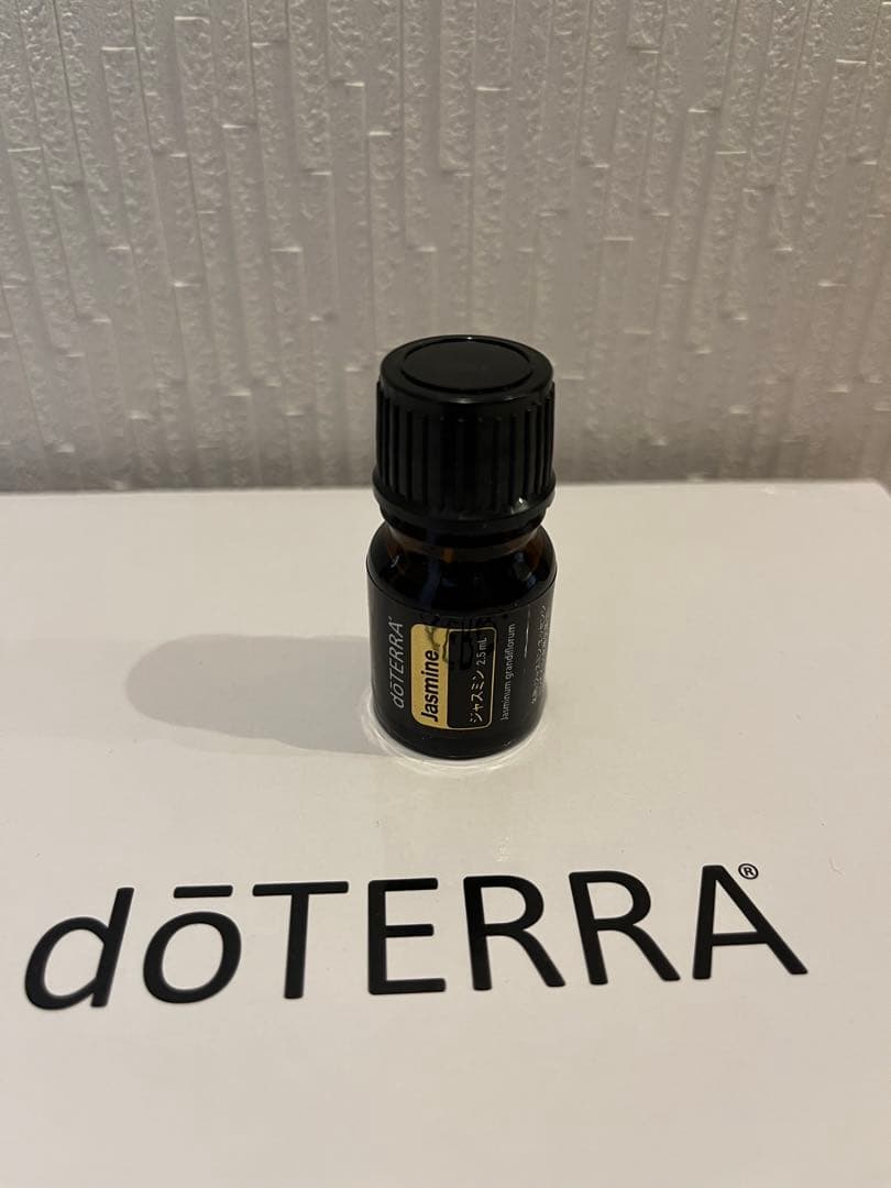 dōTERRA ジャスミン エッセンシャルオイル 5ml