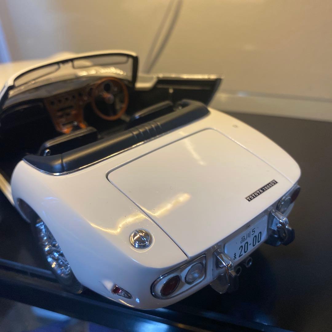 TOYOTA 2000GT 1/18 オートアート007