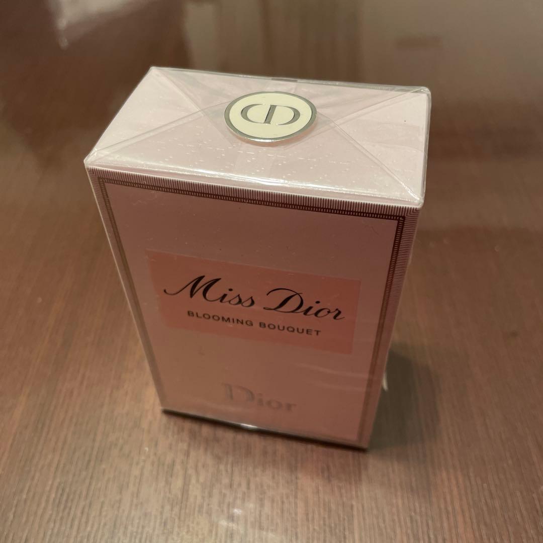 『即日発送』Miss Dior Blooming Bouquet 50ml
