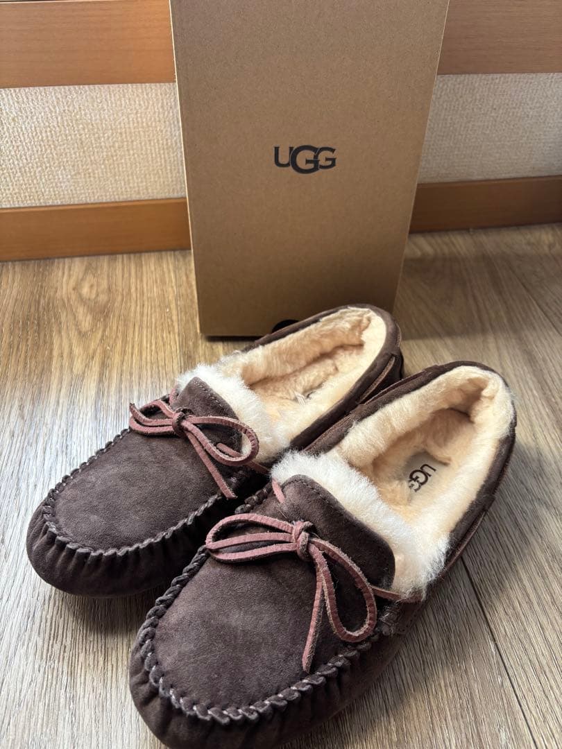 完売色　UGG ダコダ　エスプレッソ 24cm 7 アグ