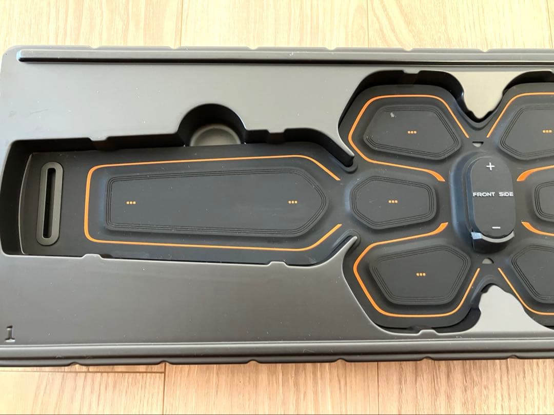 SIXPAD Abs Belt ＋ 純正品ジェルシート6枚入り×2個付き　MTG