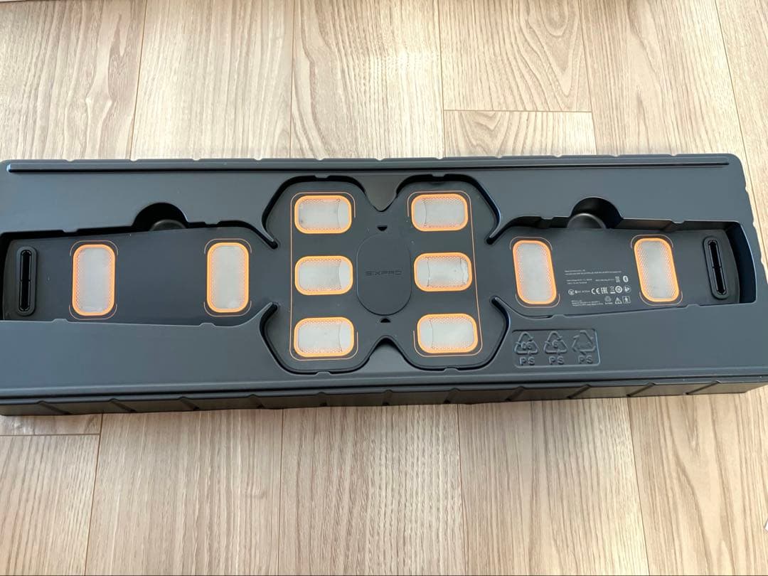 SIXPAD Abs Belt ＋ 純正品ジェルシート6枚入り×2個付き　MTG