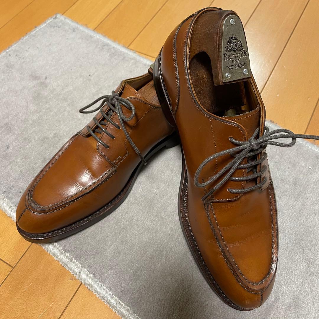 ジャランスリワヤ　98490 16088 サイズ6