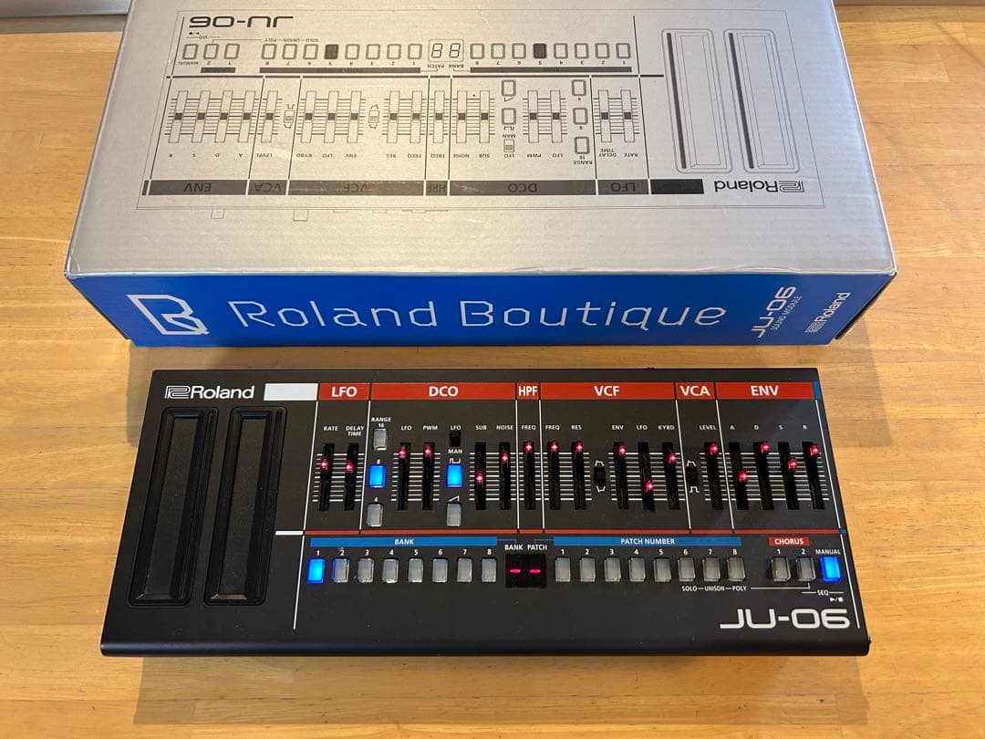 Roland Boutique JU-06 シンセ/JUNO 106 ローランド