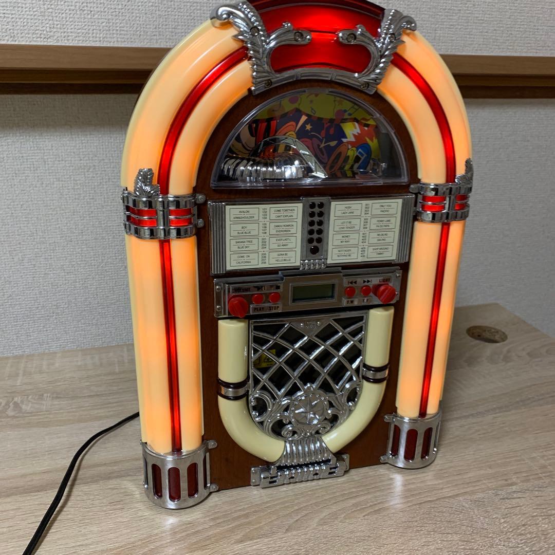 おすすめ品 レトロジュークボックスラジオ付き CDプレーヤー(動作品)美品CD付