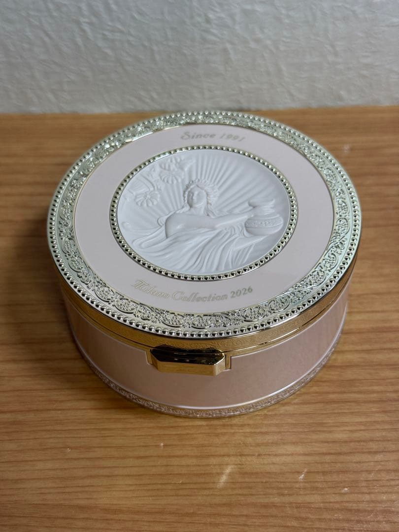 【お値引き不可！】ミラノコレクション フェースアップパウダー２０２６