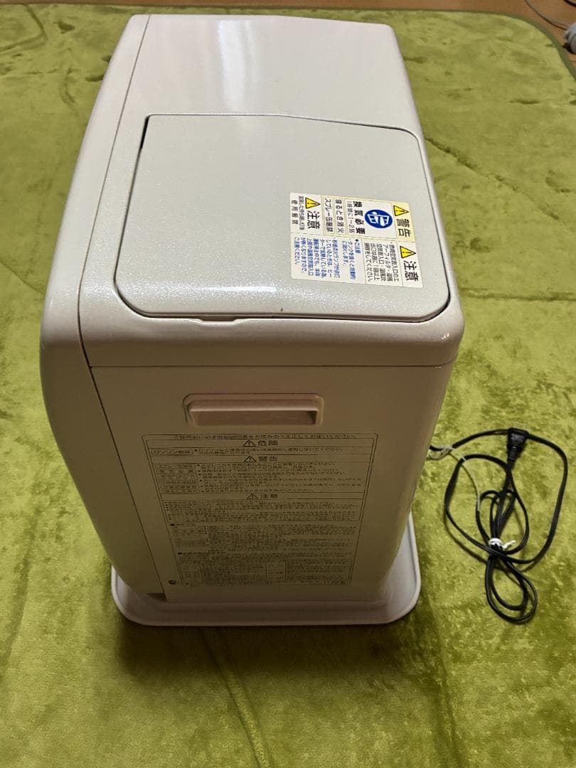 ☆ecoモードで節約暖房☆コロナ　石油ファンヒーター　FH-ST3613BY