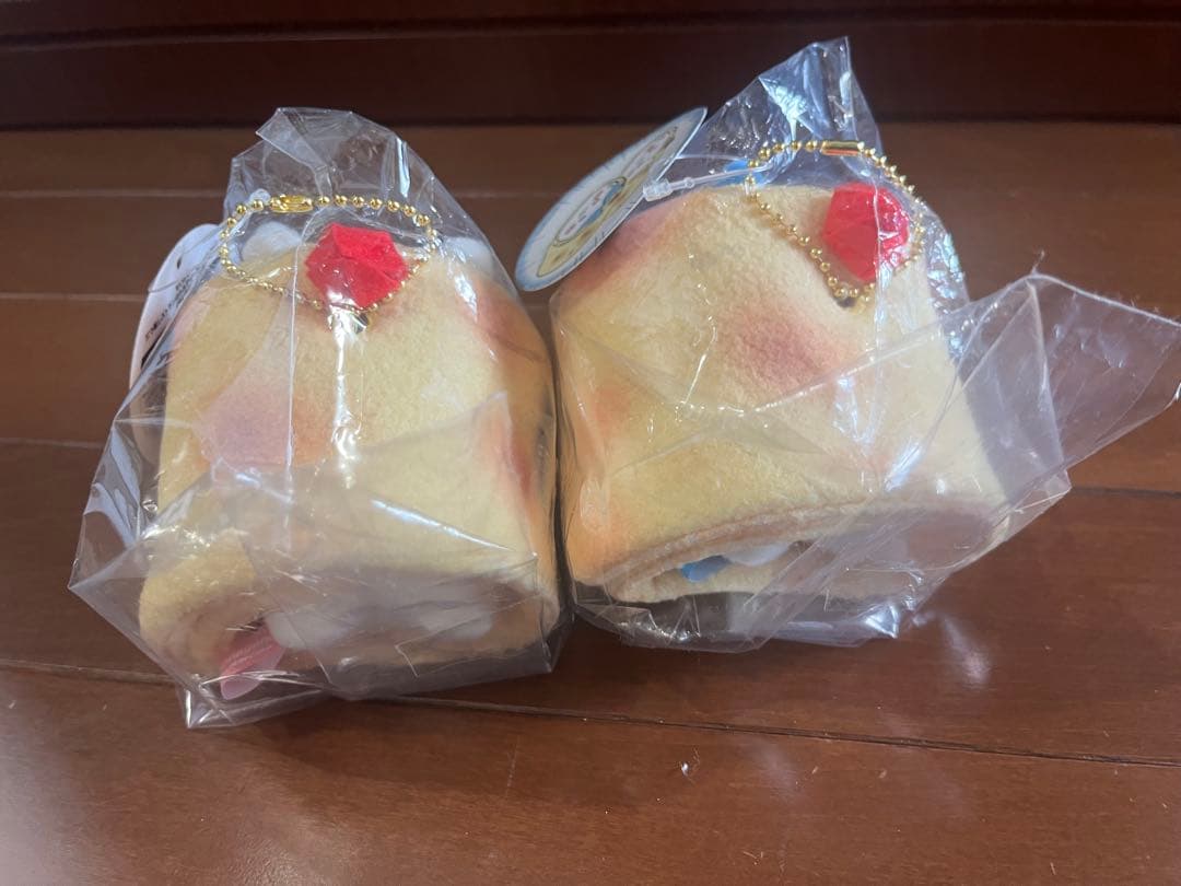 ちいかわ 三つ星レストランのトルティーヤなマスコット　ハチワレ　ちいかわタグ付き