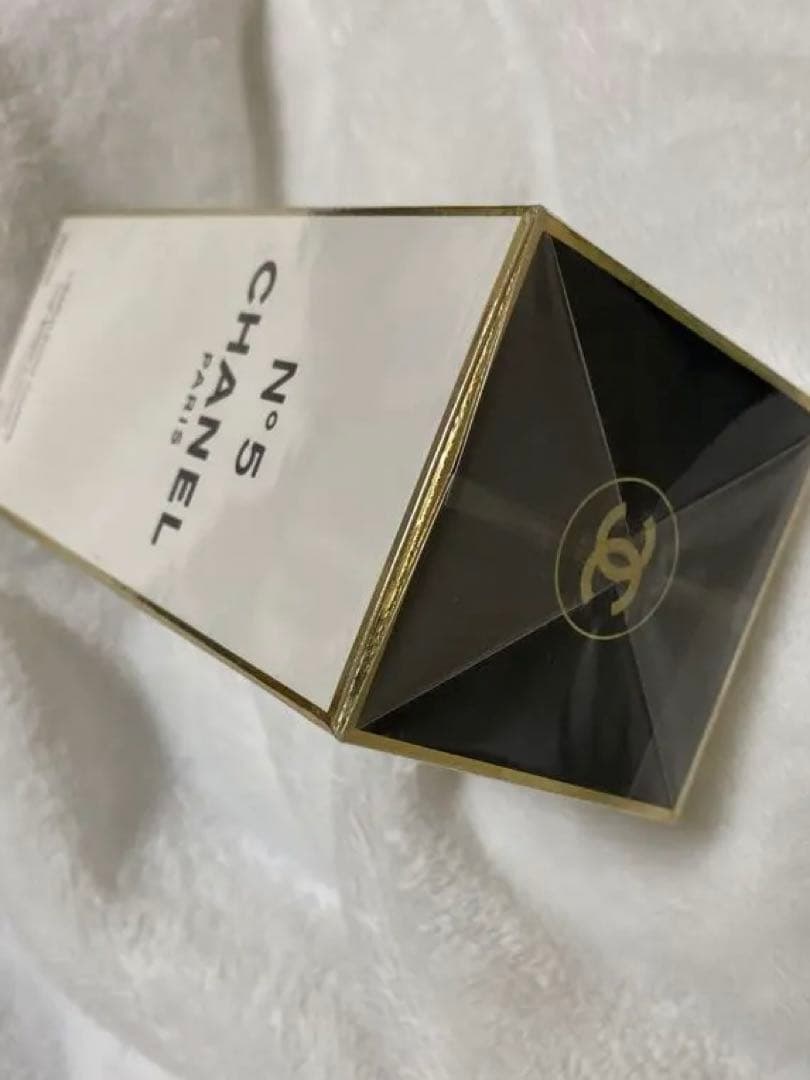 CHANEL N°5 BODY LOTION