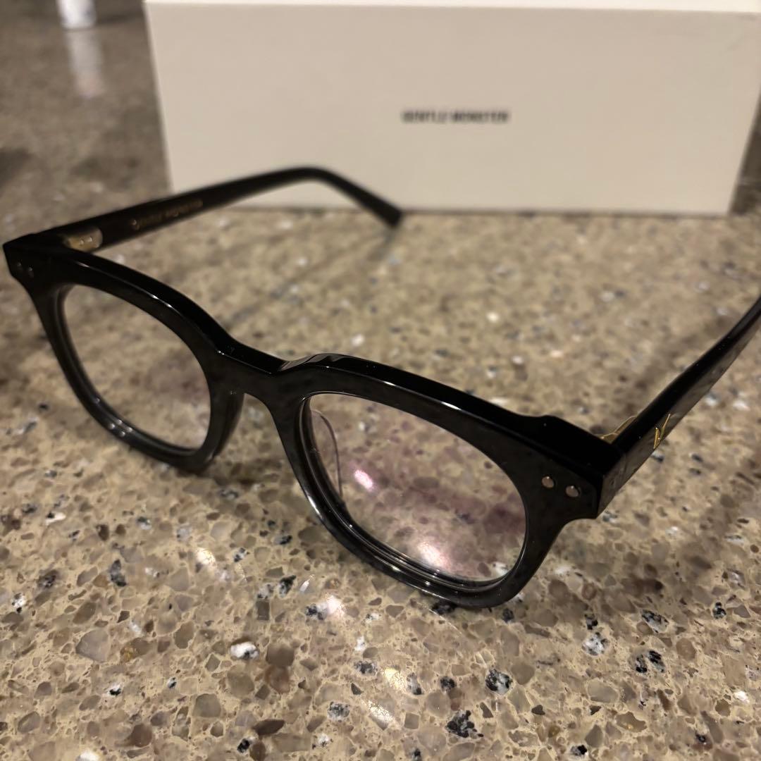 ジェントルモンスター　GENTLE MONSTER south side クリア