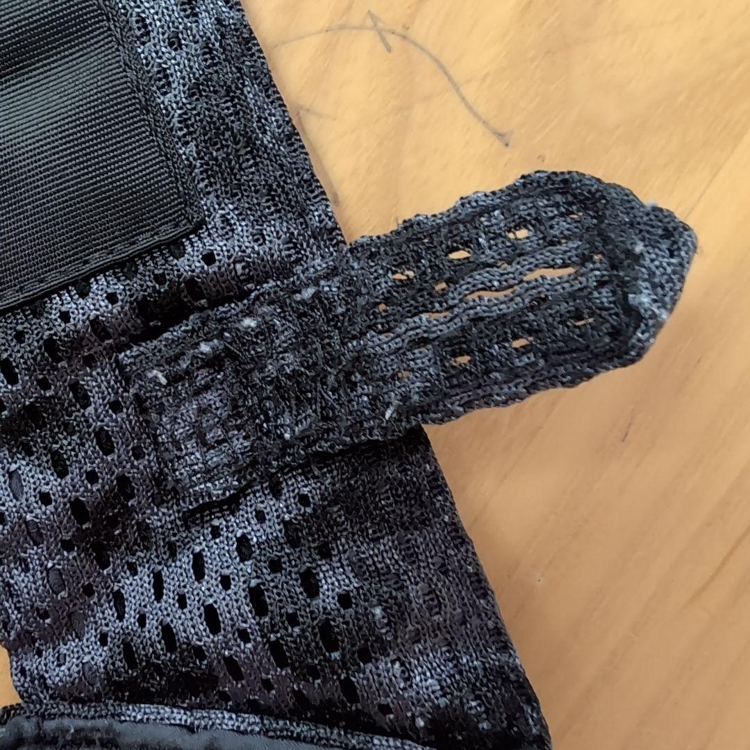 BABYBJÖRN　ベビーキャリアMINI　レオパード