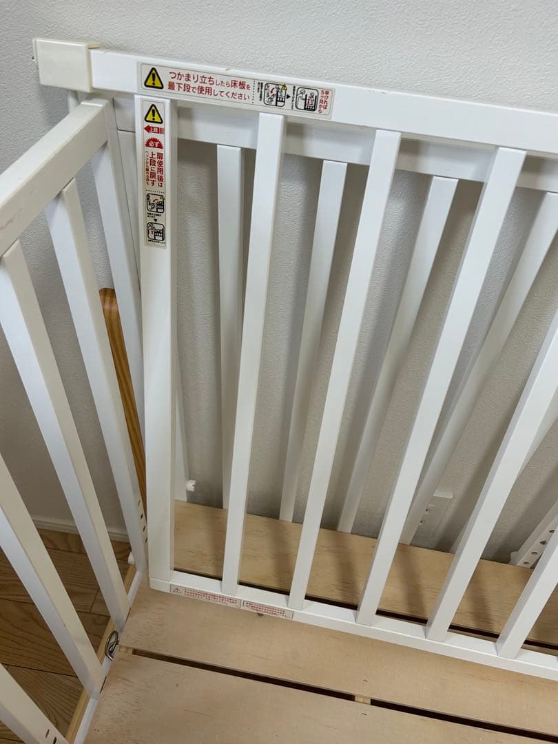 そいねーるⅢ ホワイト木製、布団セット、ベッドガード、サポートベルトあり