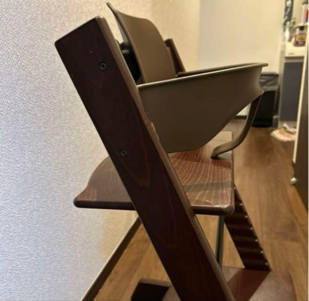 ブラウン　ストッケ　シリアル4 トリップトラップ